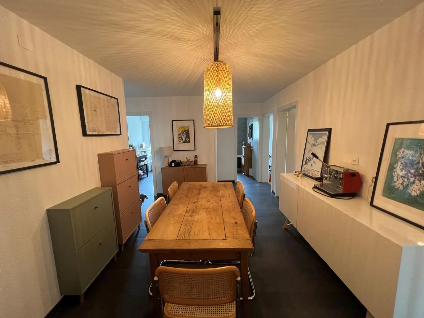 Bel appartement de 3,5 pièces rénové près de toutes les commodités ! - Photo 5 sur 8