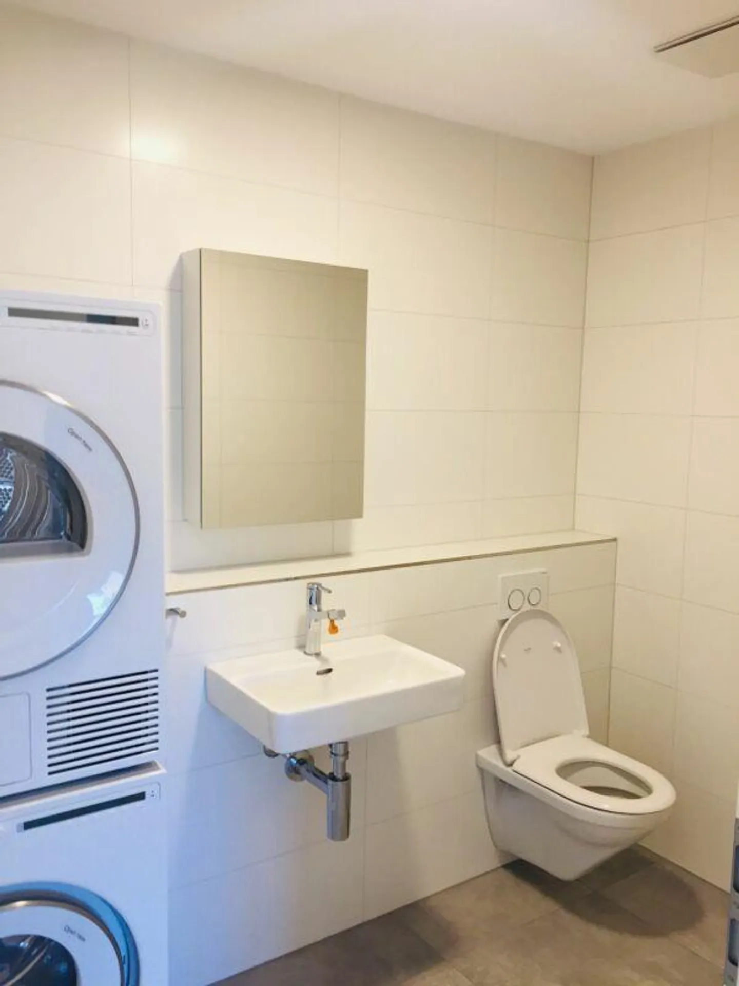 4.5 Zimmerwohnung mit Galerie zu vermieten - Foto 3 von 13