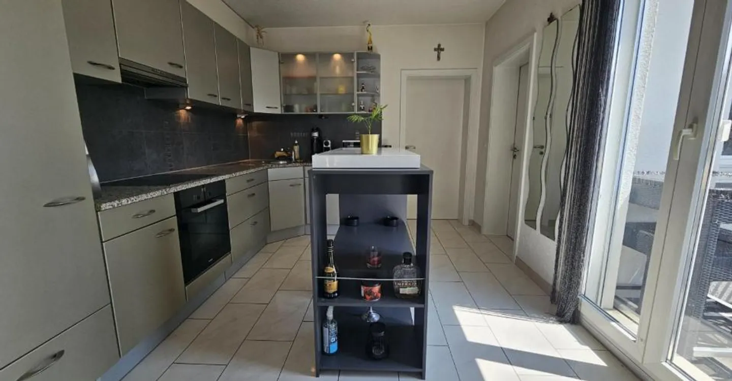 Zu verkaufen in Delémont geräumige Familienvilla mit 5,5 Zimmern und Garten - Foto 10 von 12