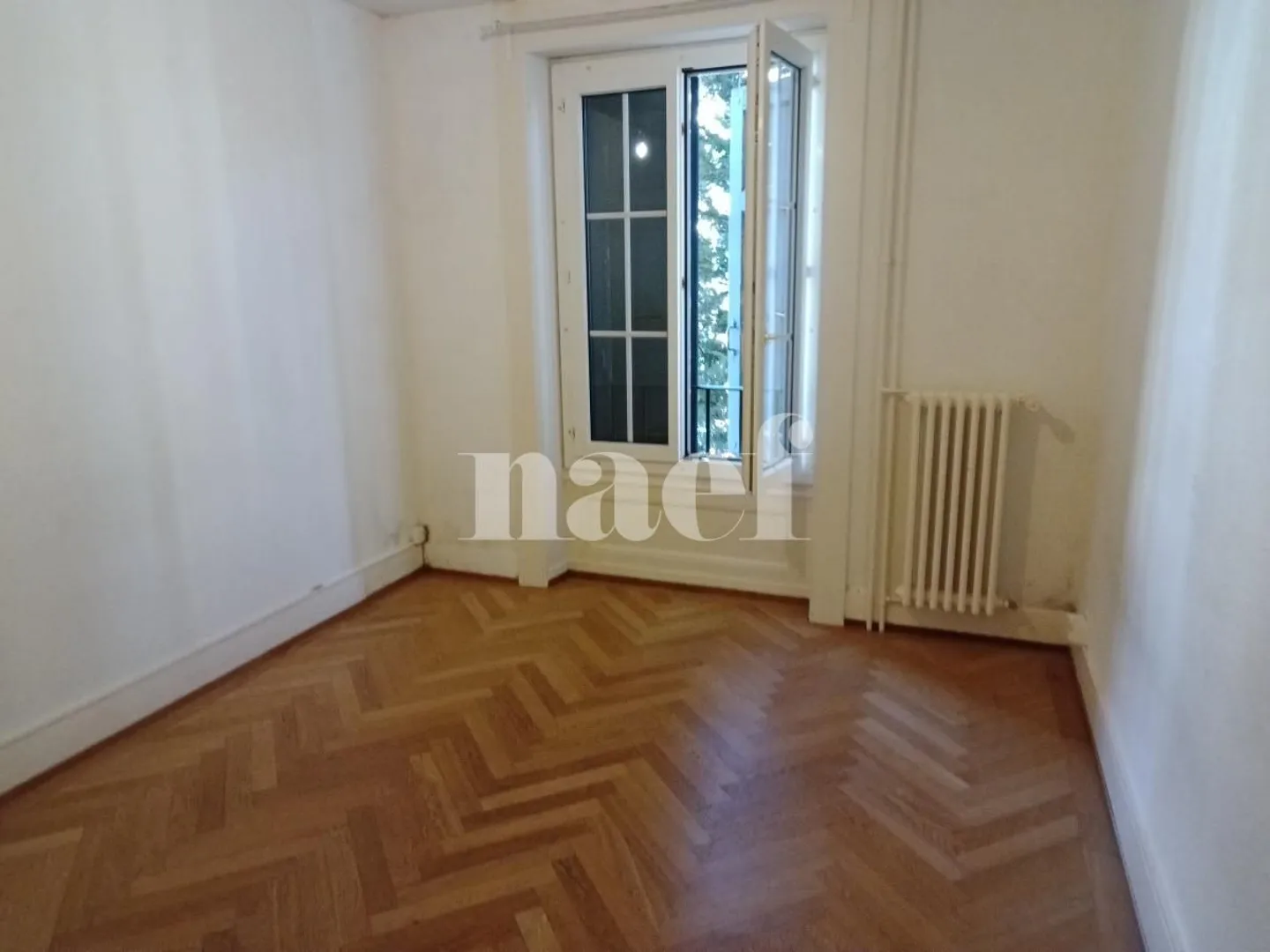 2-room apartment - Photo 3 of 8
