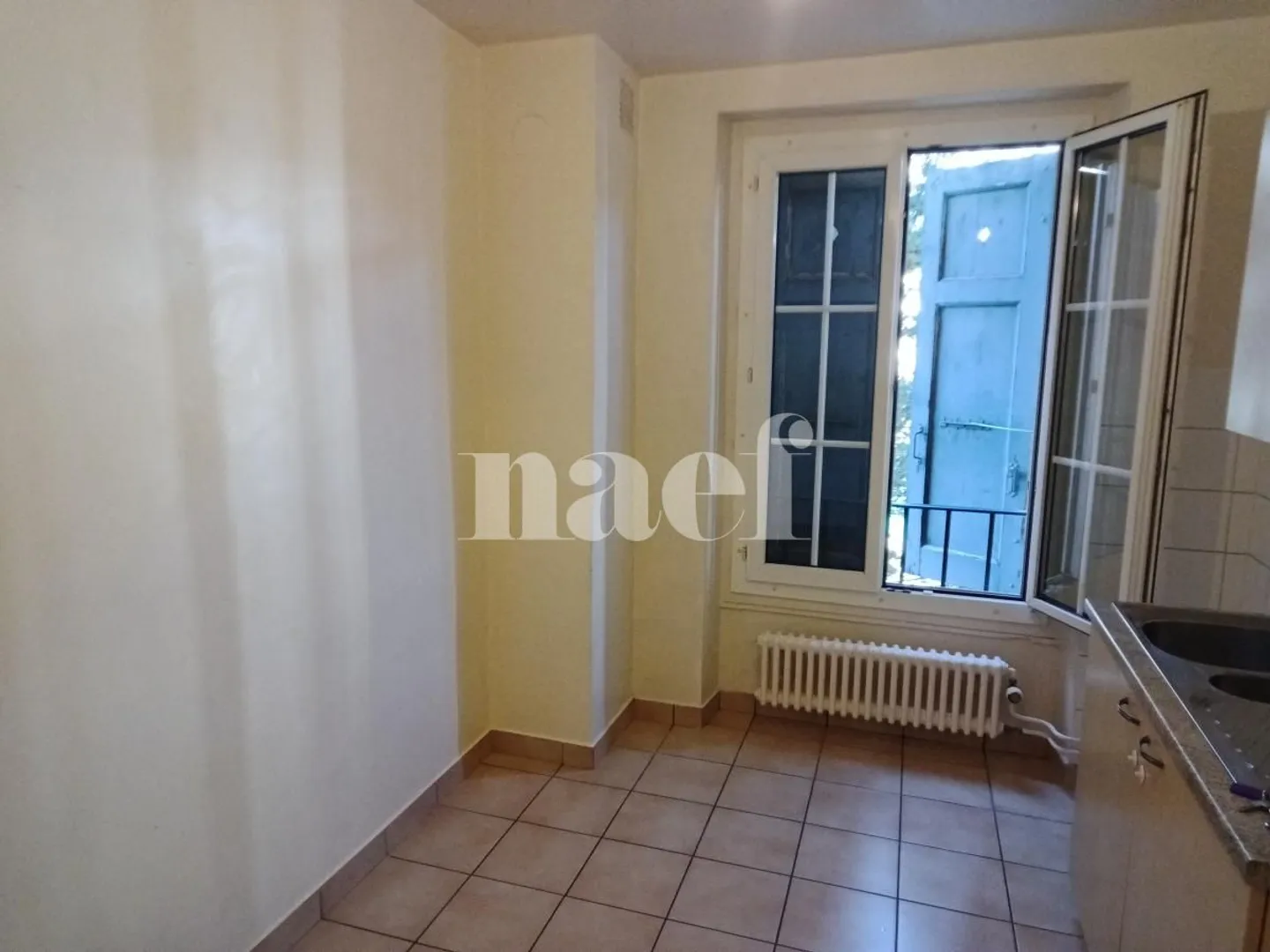 2-room apartment - Photo 4 of 8