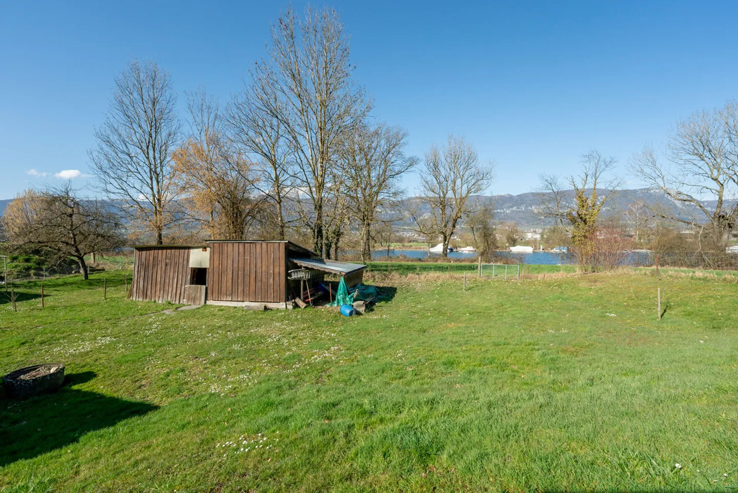 Exclusive building plot on the banks of the Aare with views of the Jura - Photo 2 of 3