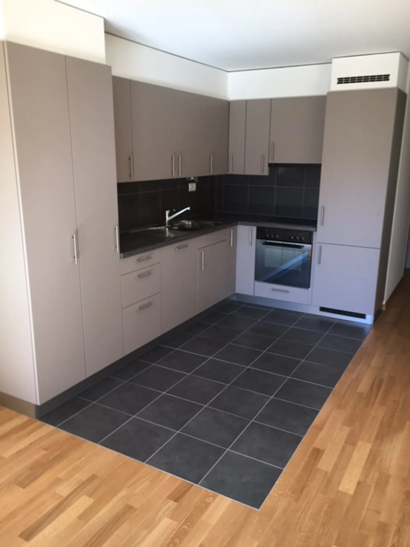 4.5 Room Apartment - Photo 2 of 6