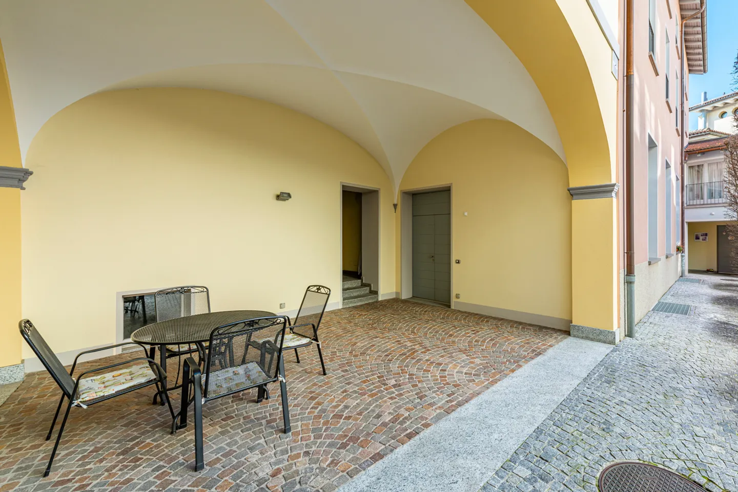 Zentrales Apartment in Mendrisio - Foto 1 von 16