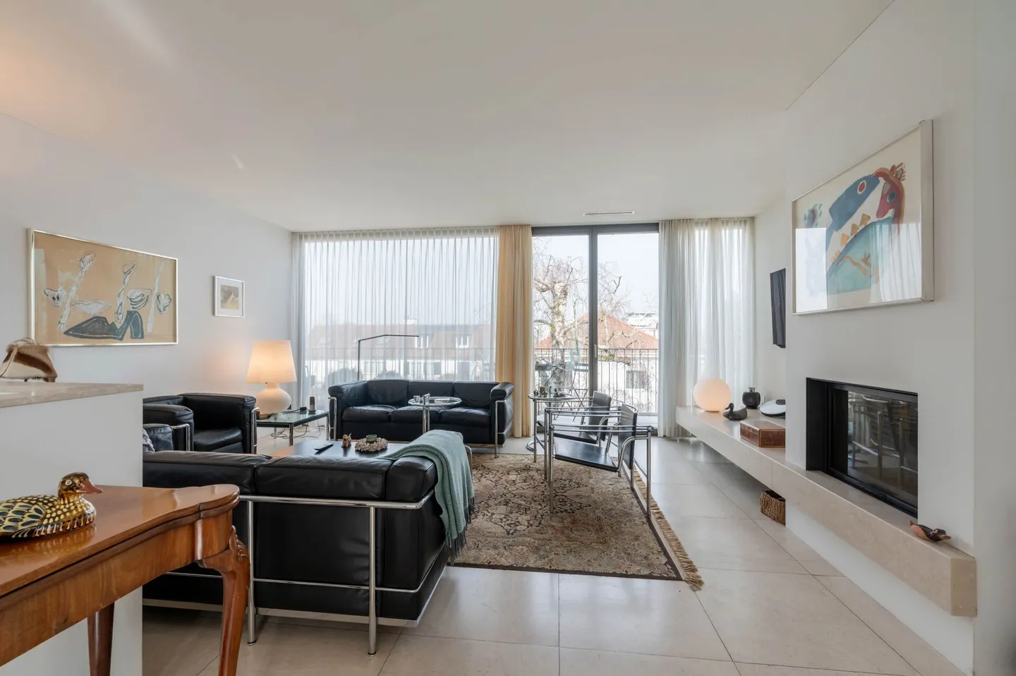 Elegant Penthouse Apartment in Bruderholz - Photo 3 of 14