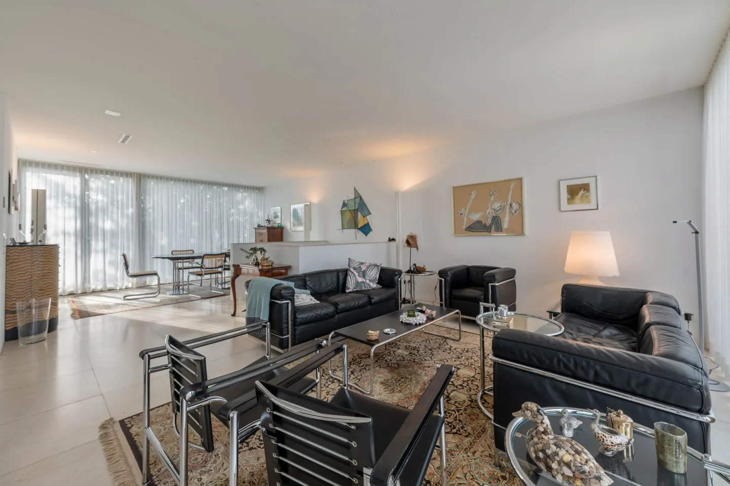 Elegant Penthouse Apartment in Bruderholz - Photo 4 of 14