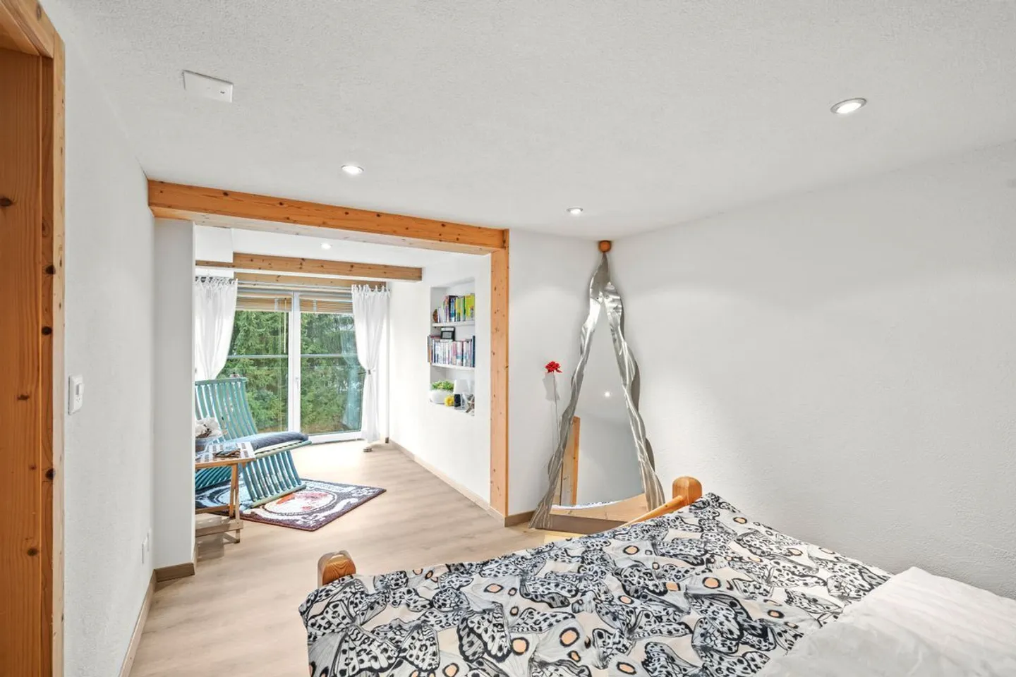 Traditional Schwyz 3-family house with stream access - Photo 9 of 13