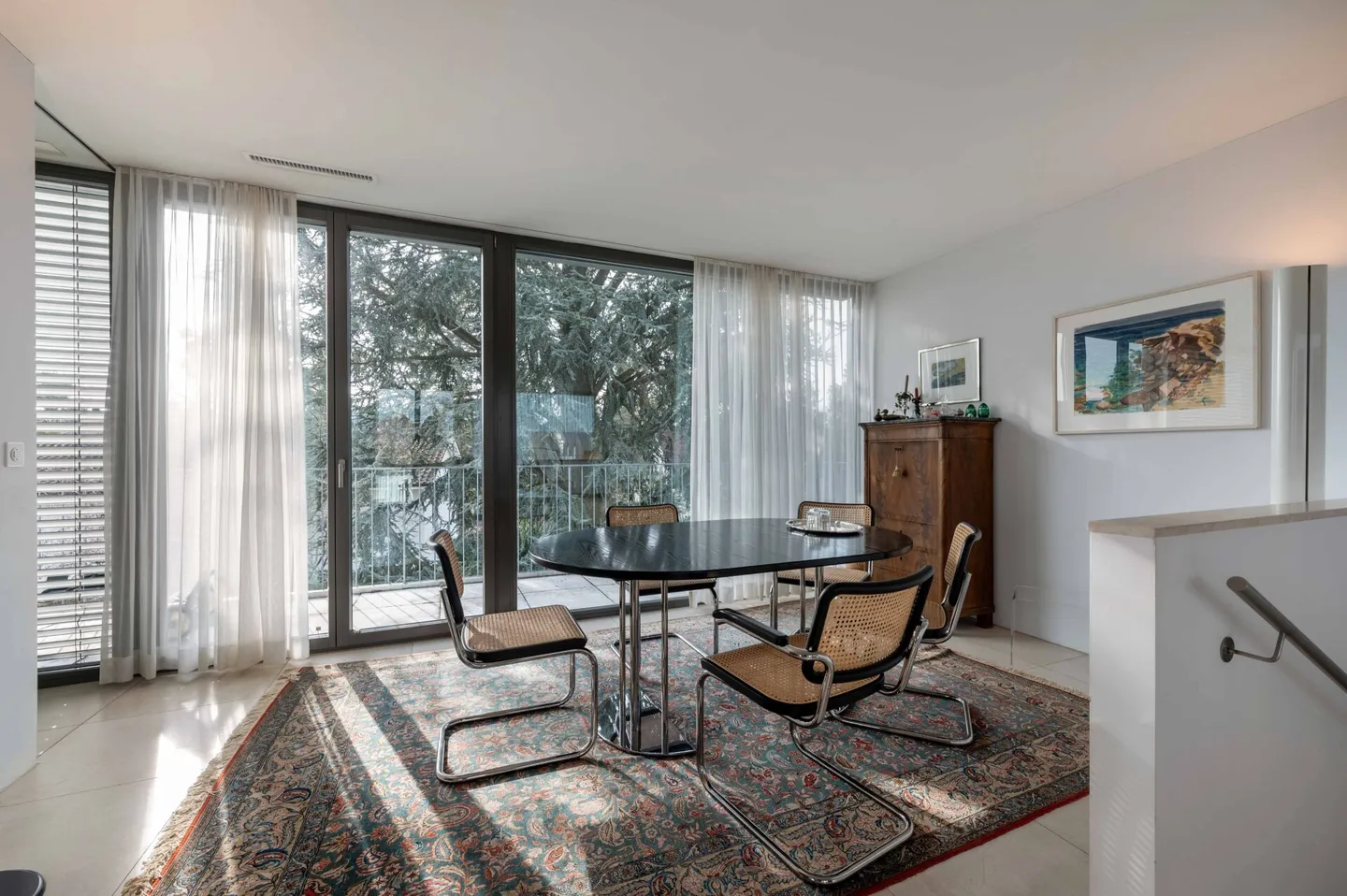 Elegant Penthouse Apartment in Bruderholz - Photo 5 of 14