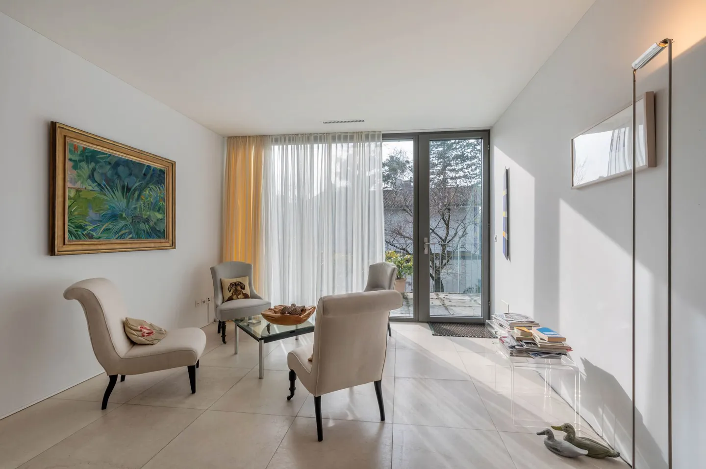 Elegant Penthouse Apartment in Bruderholz - Photo 6 of 14