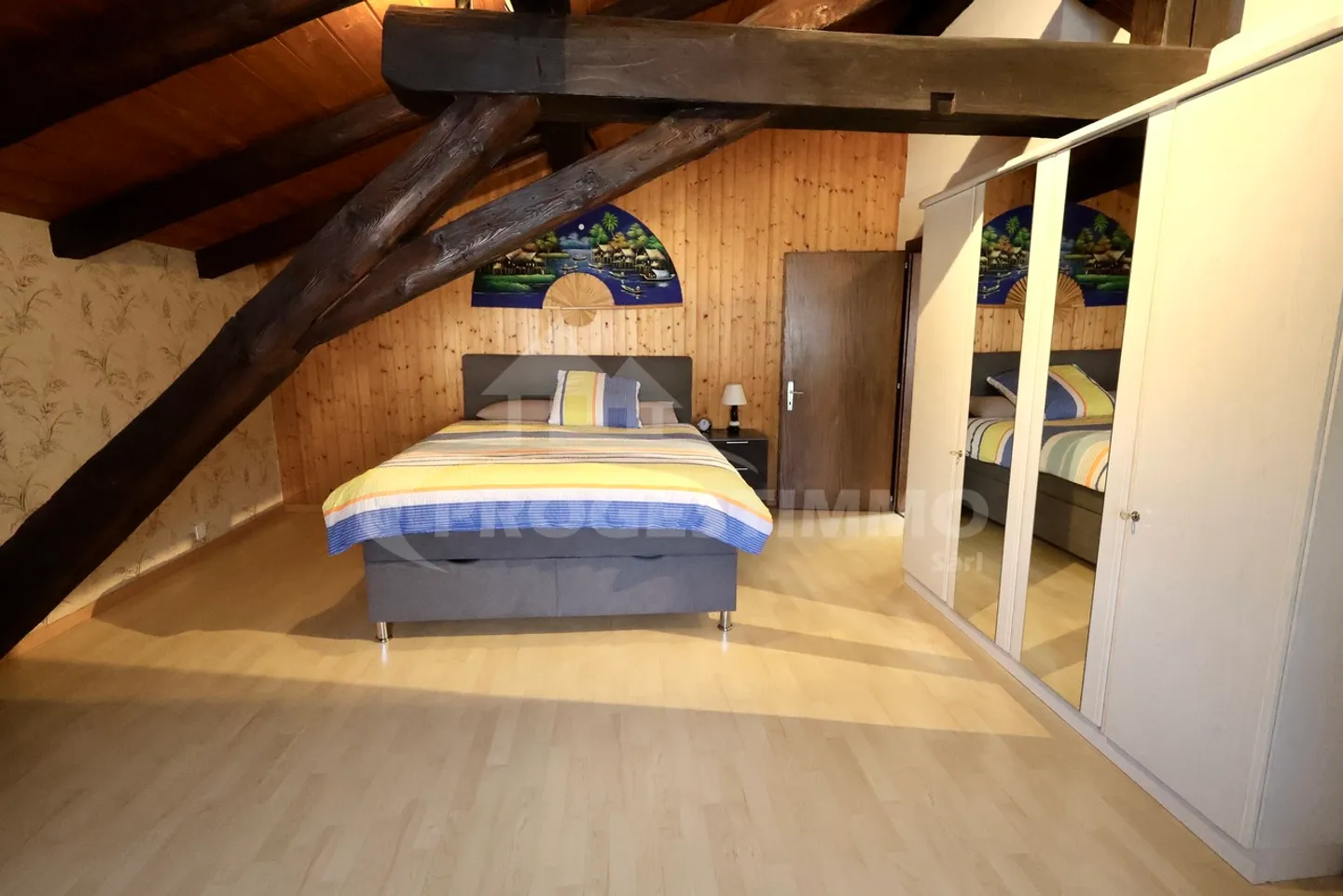 Spacious Character Apartment in the Heart of Ardon - Photo 6 of 11