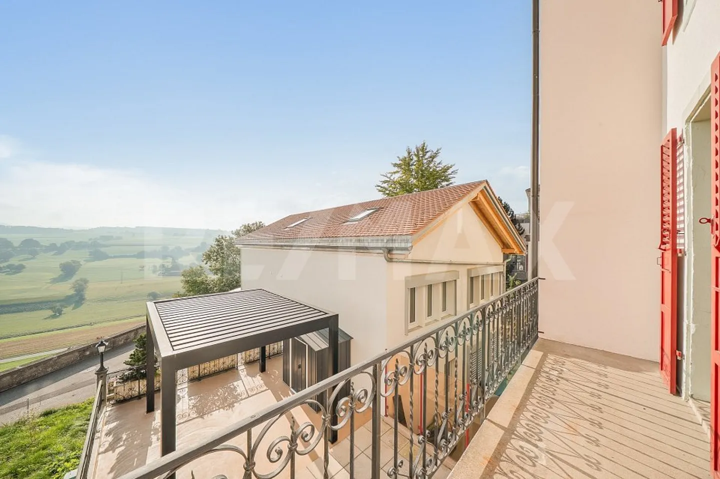 Ideal for a large family: townhouse, 285 m² of living space - Photo 7 of 13