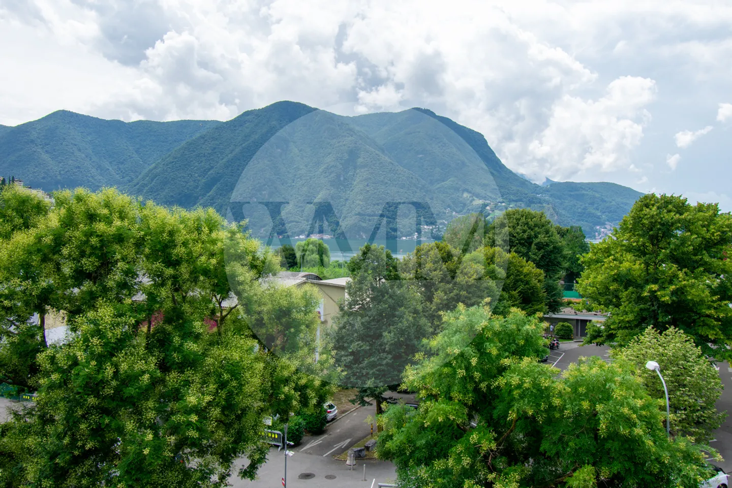 Charming 2.5 Room Apartment - Photo 10 of 11