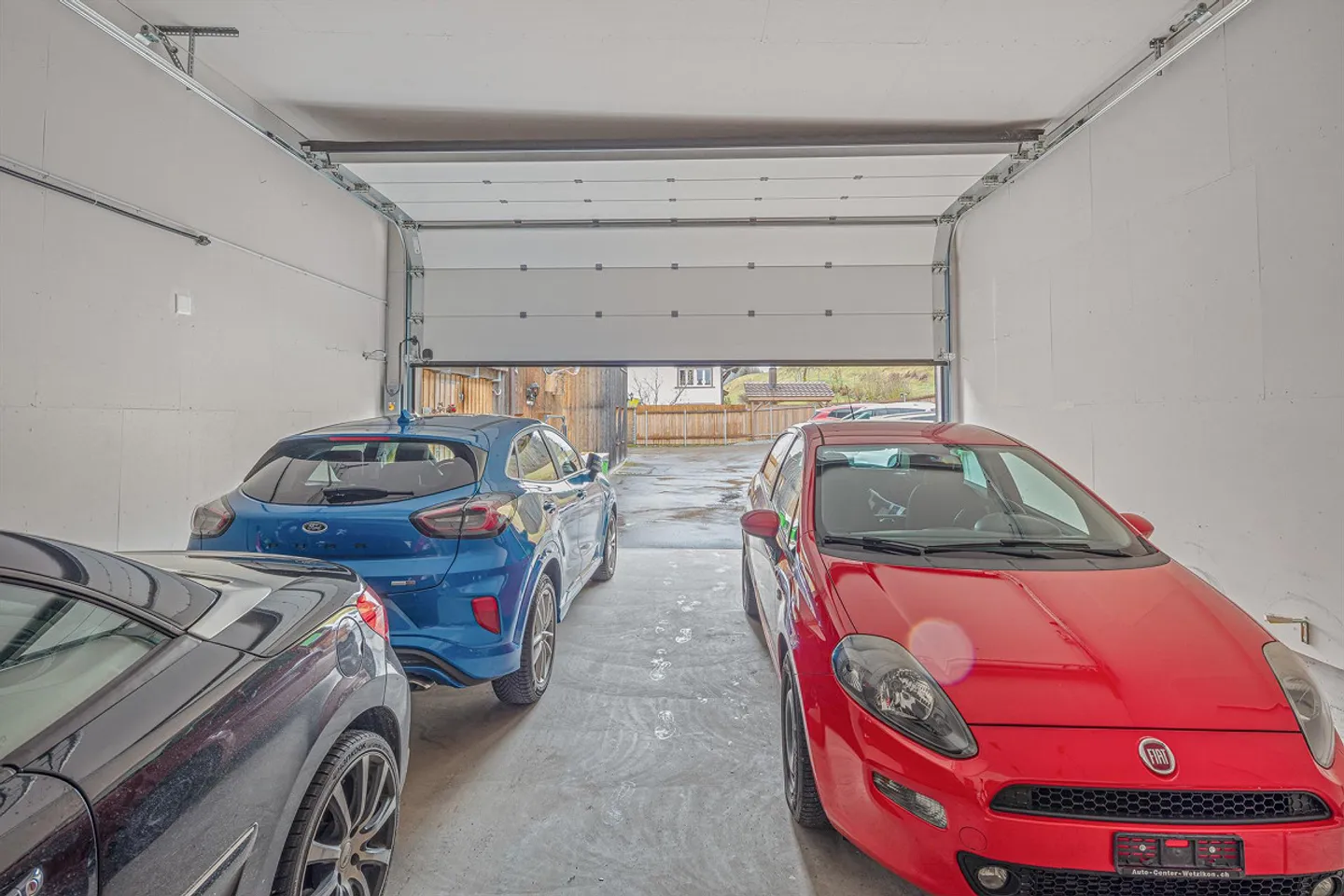 Geräumiges Zweifamilienhaus mit Wohnmobilgarage - Foto 7 von 7
