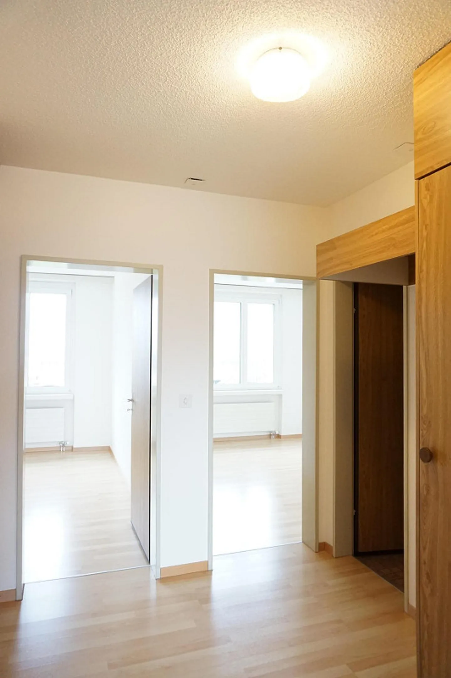Gosszügige 3.5-Zimmer-Wohnung - Foto 4 von 6