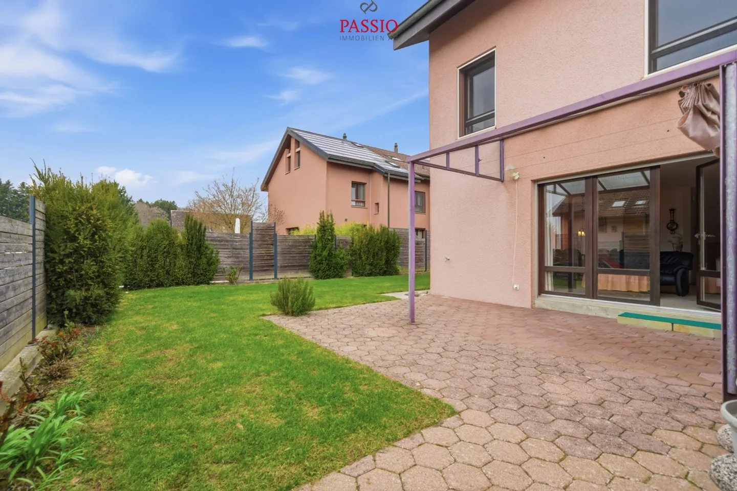 Casa a schiera familiare di 5,5 stanze con grande giardino - Foto 2 di 27