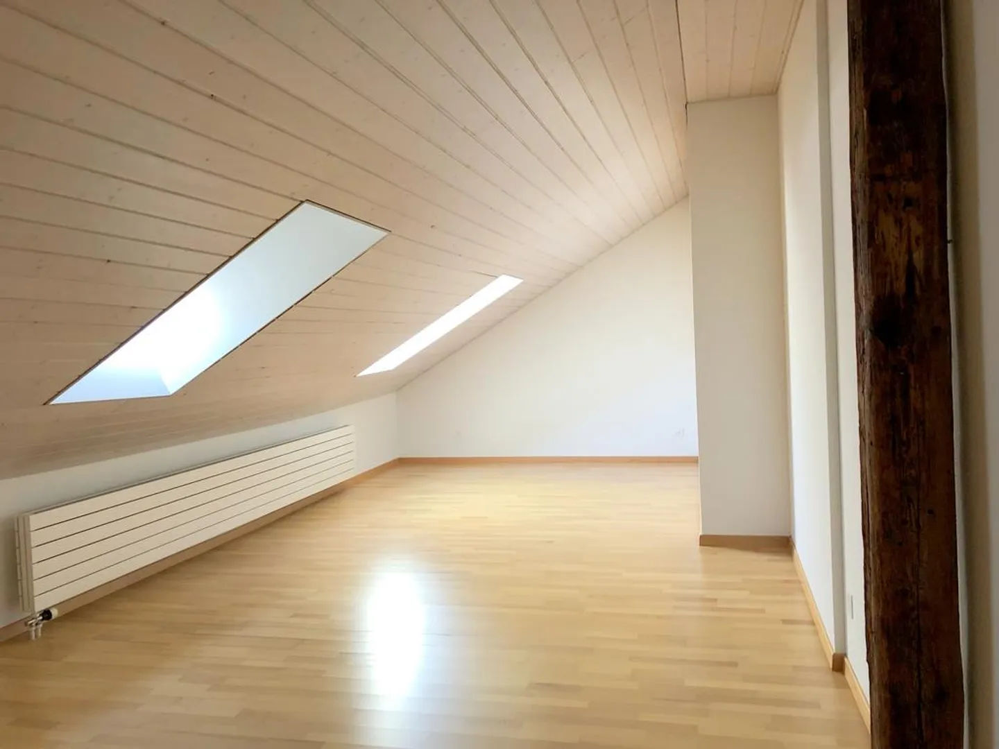 Appartement en attique 3.5 pièces avec ascenseur, au cœur de Saint-Gall - Photo 5 sur 7