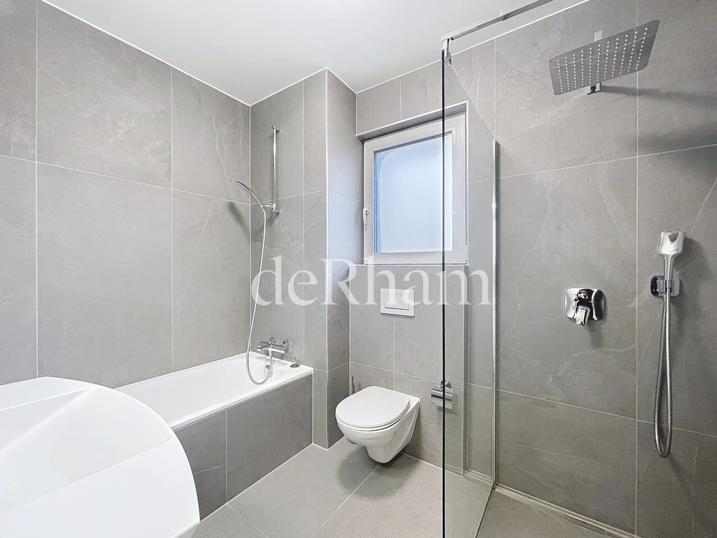 Appartement de Luxe avec Vue Lac - Photo 7 sur 11