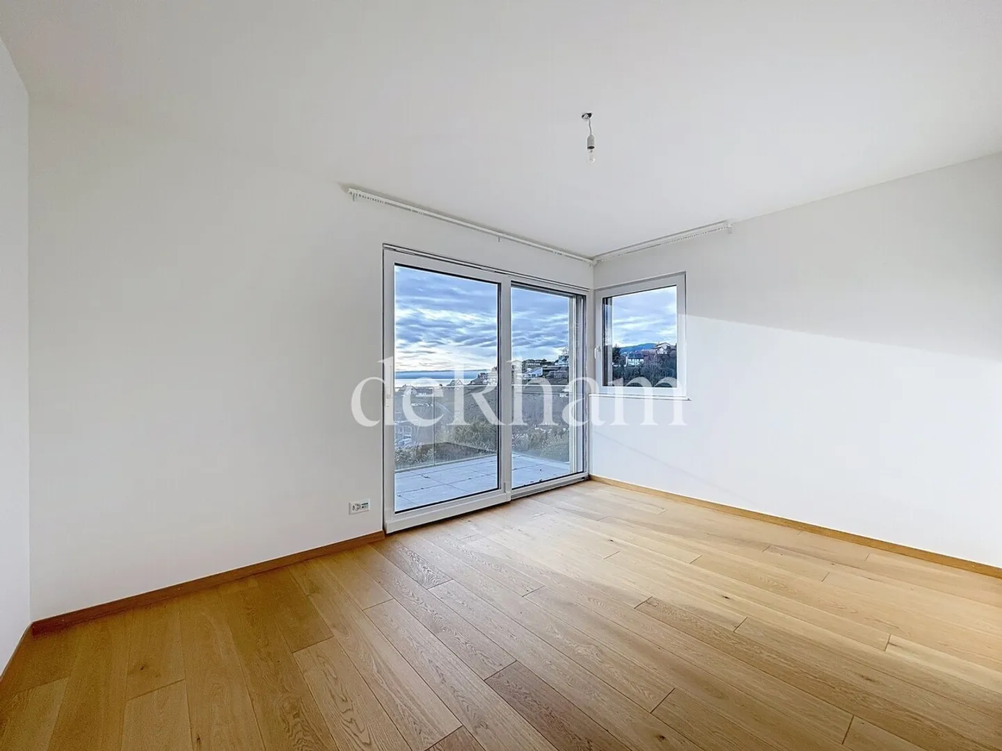 Appartement de Luxe avec Vue Lac - Photo 8 sur 11