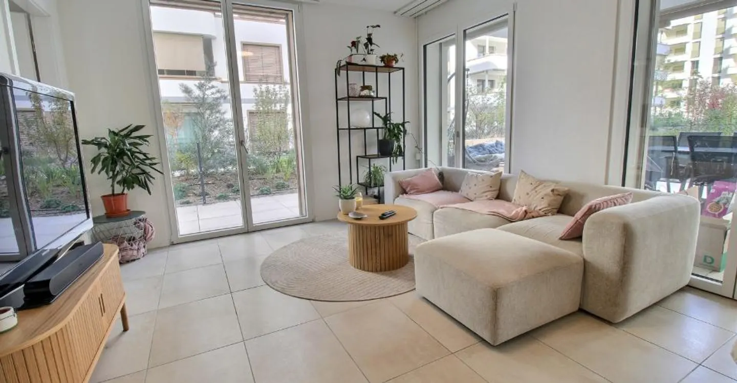 Luxuswohnung mit Terrasse - Foto 2 von 8