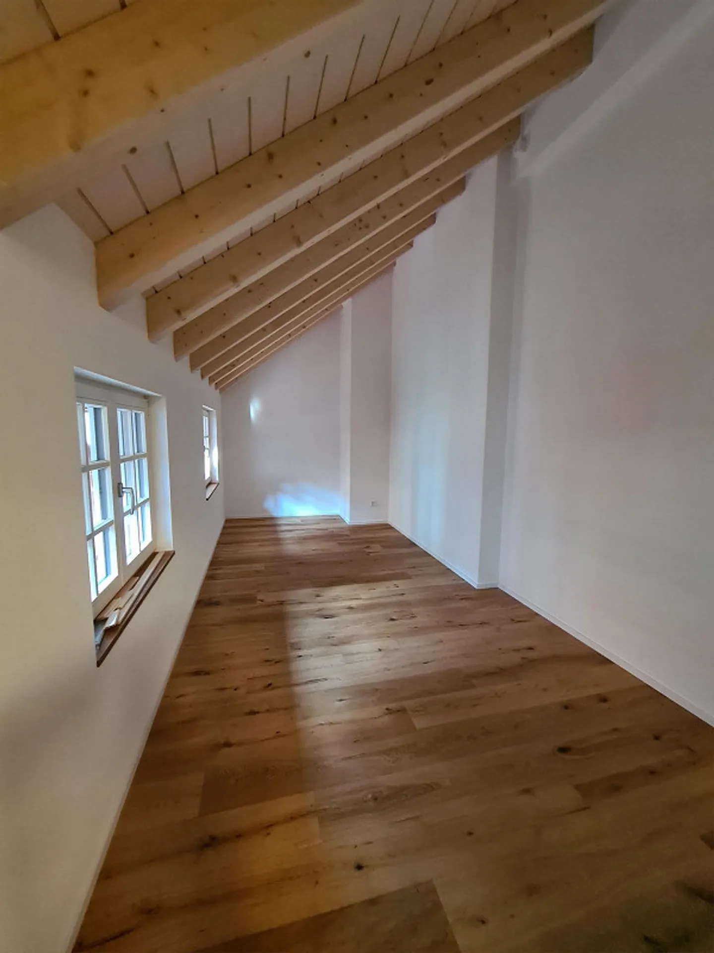 moderner zweistöckiger Riegel-Hausteil in der Altstadt - Foto 27 von 27