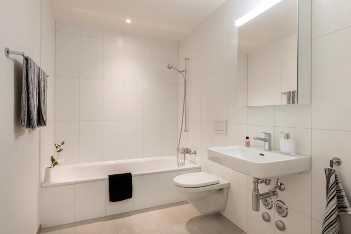 Apartment for rent - Photo 6 of 6