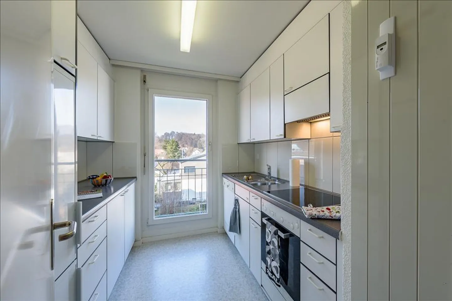 Attico con camino e affitto regalato! - Foto 4 di 10