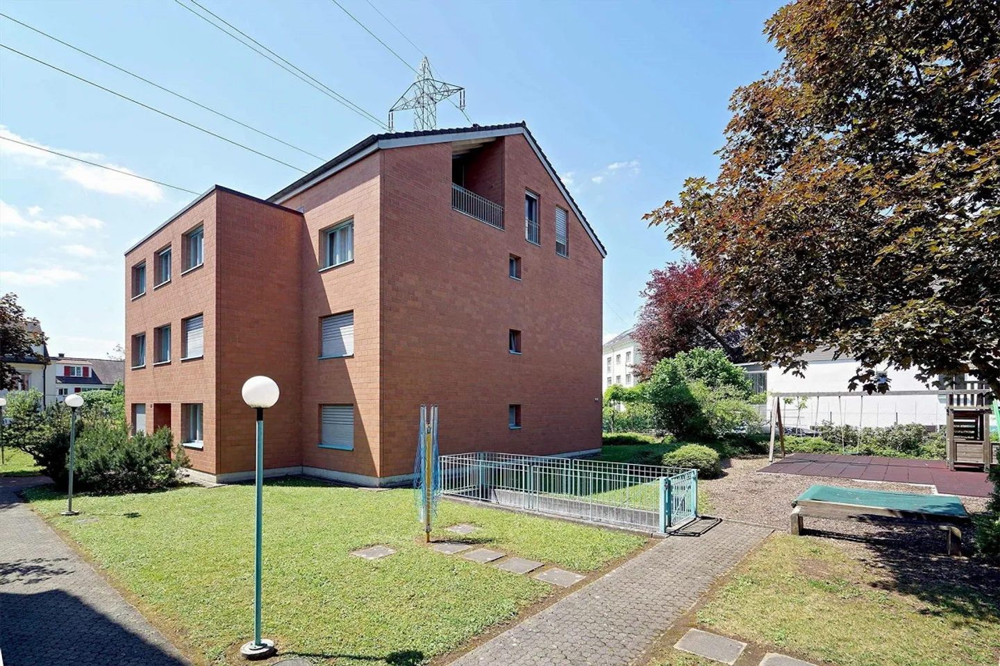 Attico con camino e affitto regalato! - Foto 2 di 10