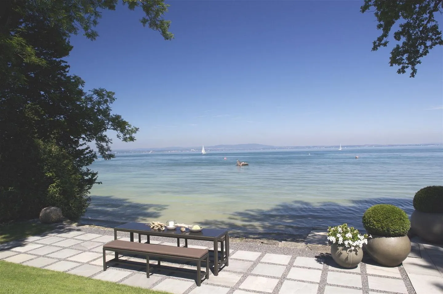 Exceptional Villa with Lake Access - Photo 3 of 4