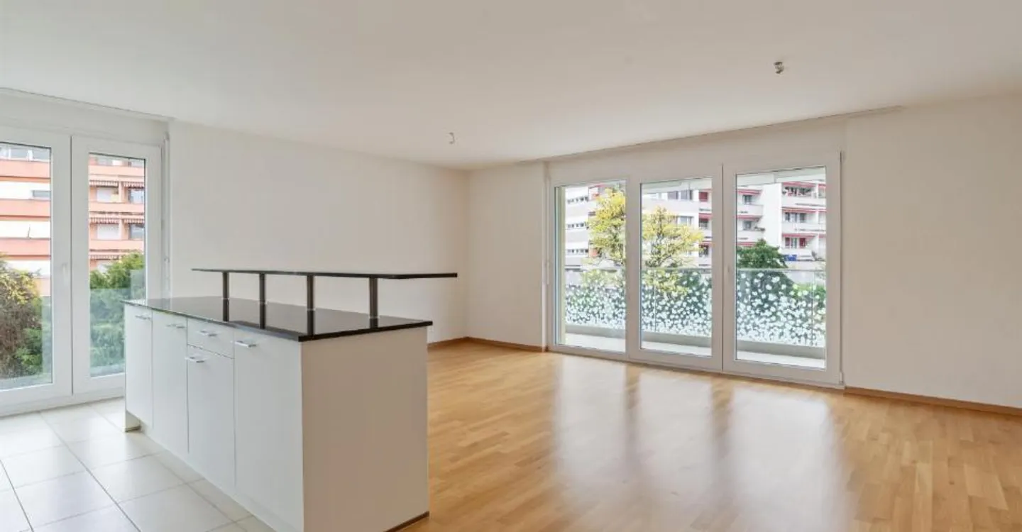 Ideal Apartment in Tour-de-Peilz - Photo 1 of 8