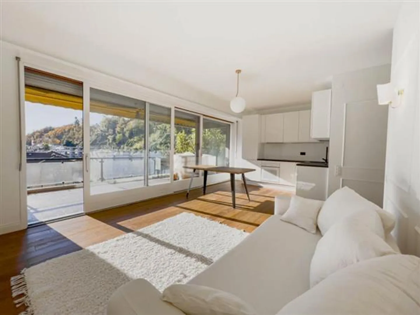 Lugano : Appartement meublé de 3,5 pièces - Photo 1 sur 7