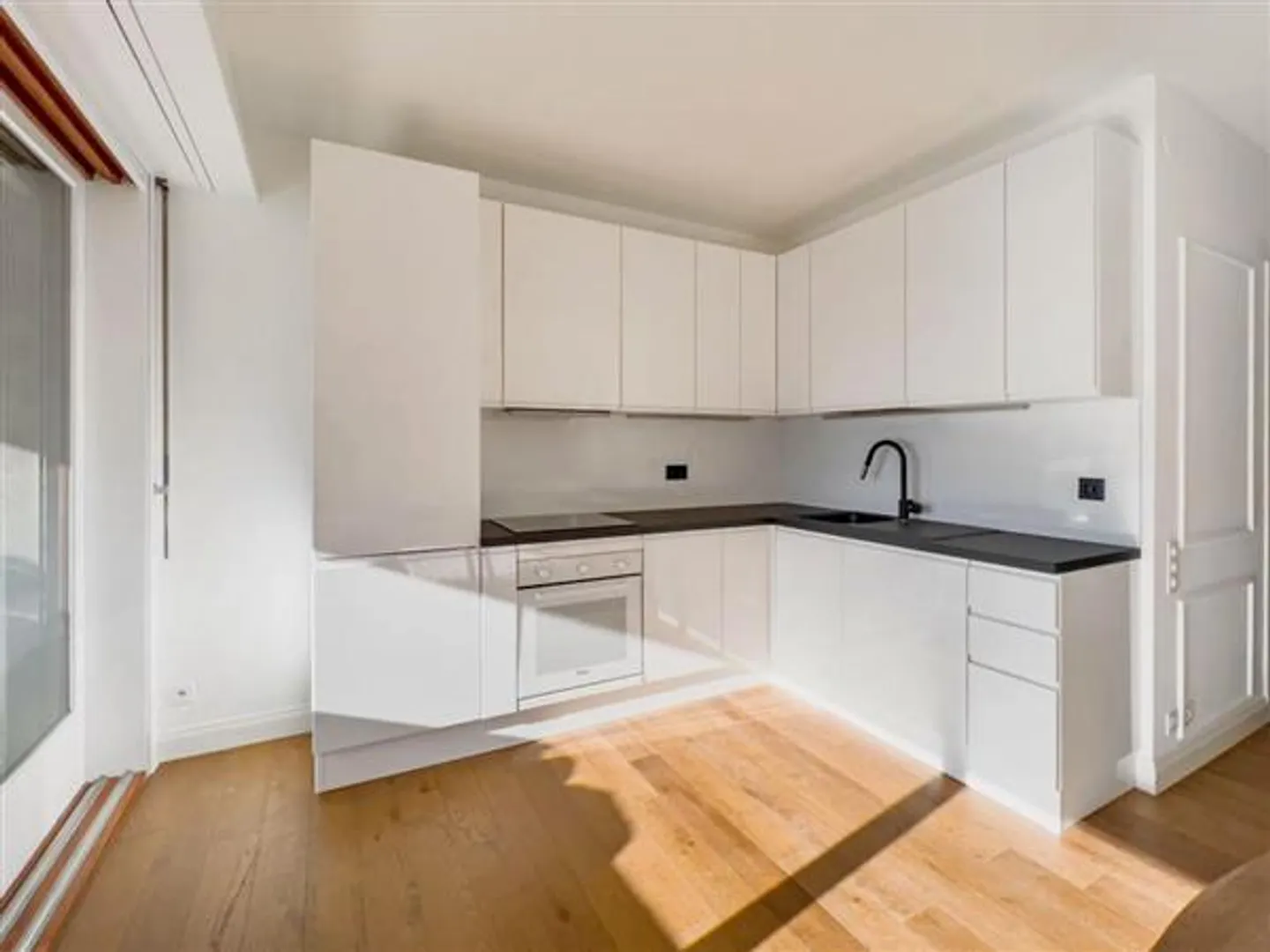 Lugano : Appartement meublé de 3,5 pièces - Photo 2 sur 7