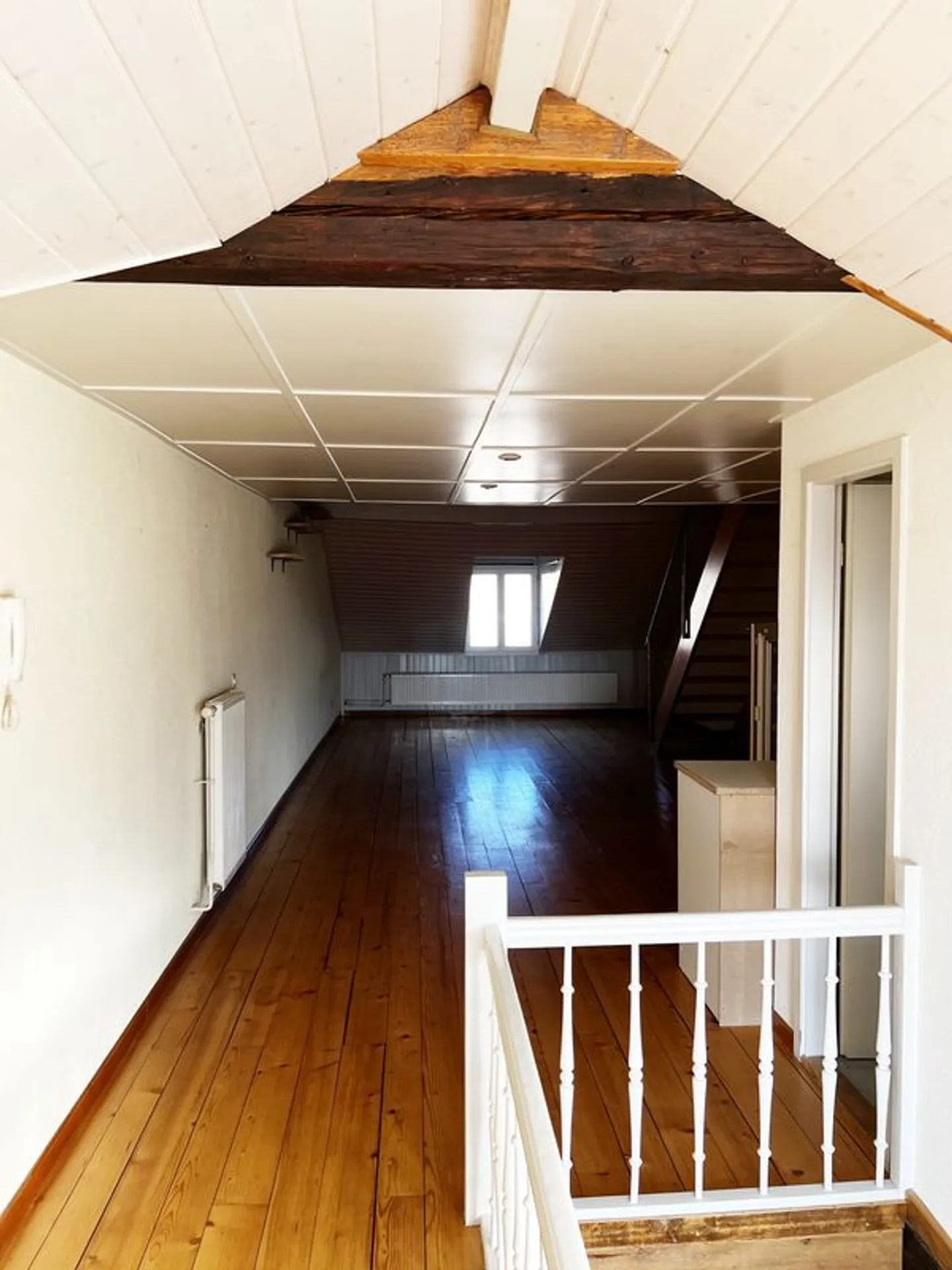 Stylische Loft-Wohnung mit Terrasse - Foto 3 von 8
