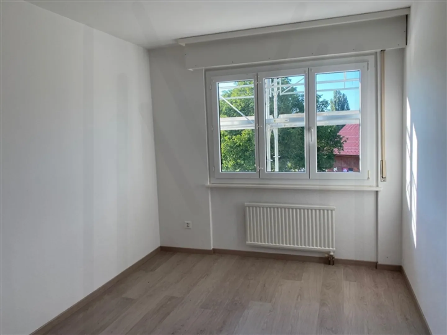 Small 3.5-room apartment on the first floor - Photo 9 of 10