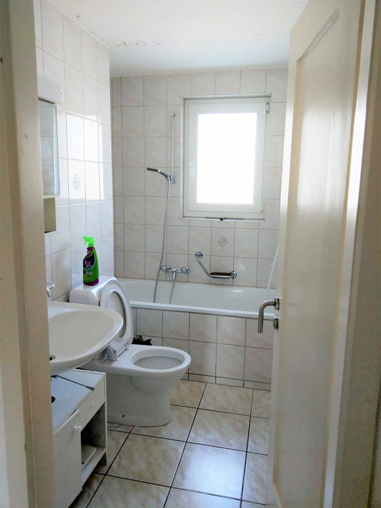 Geräumige Wohnung mit Garten - Foto 5 von 5