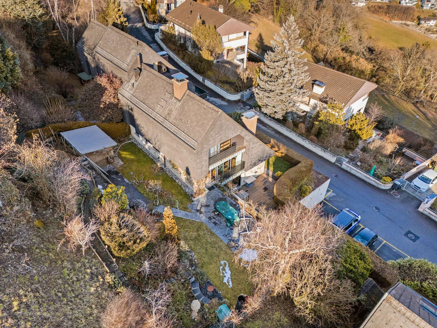 Esclusivo! Superbo appartamento di 3,5 locali con giardino e vista lago - Foto 10 di 10