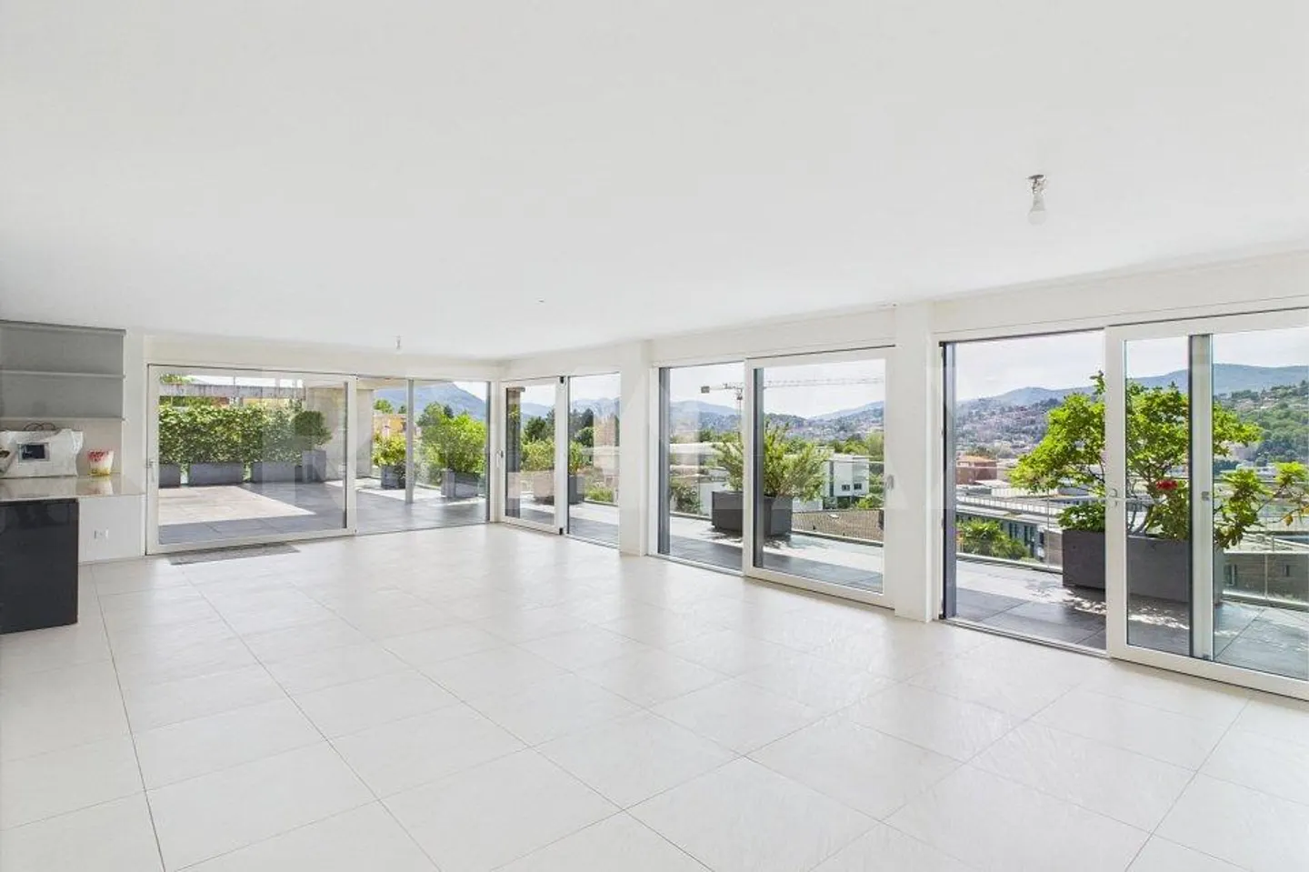 Residenza Vedò - Elegante Penthouse mit großer überdachter Terrasse - Foto 2 von 13