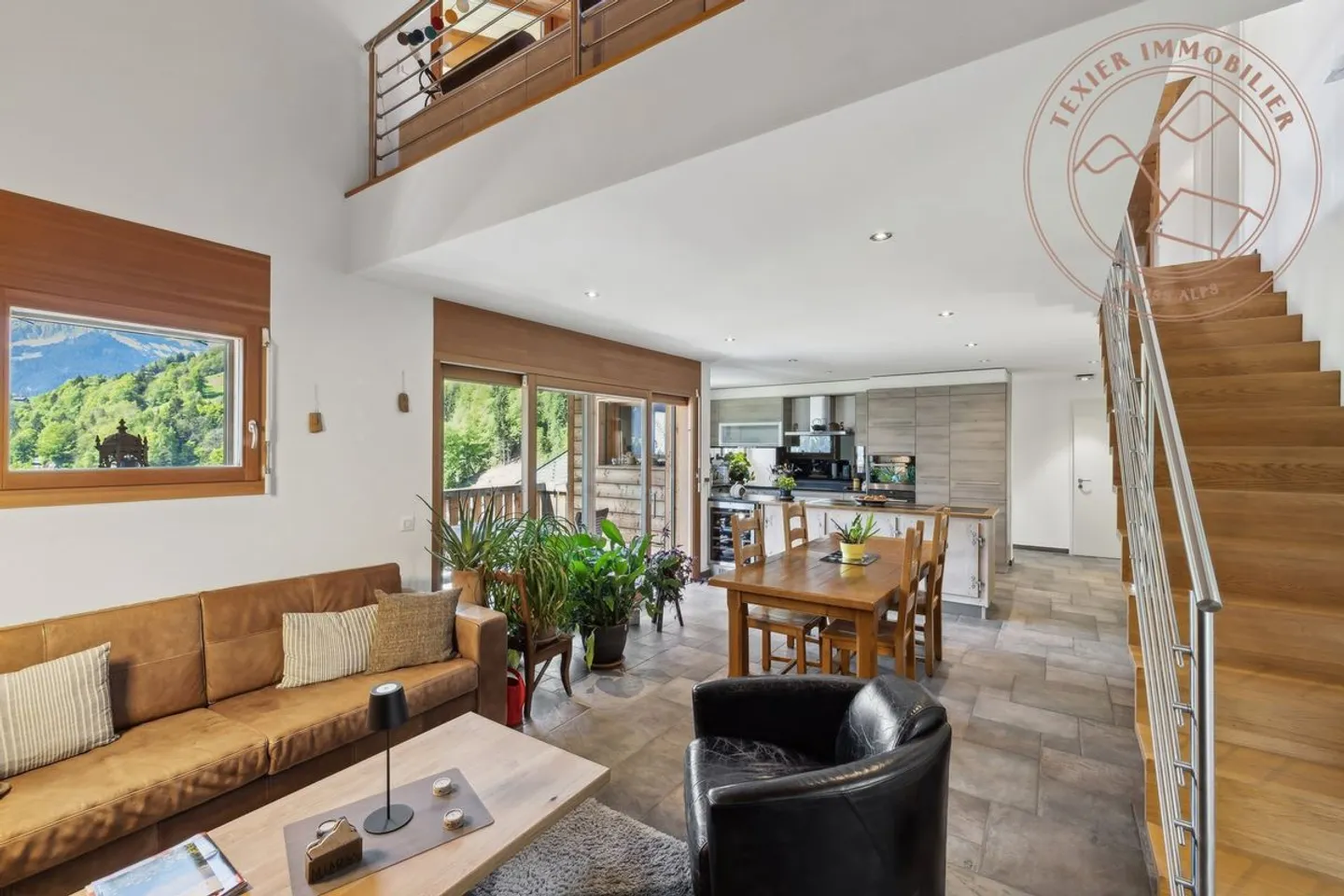 Superbes Wohnung im Duplex mit 7,5 Zimmern zum Verkauf in Val-d'Illiez - Foto 3 von 8