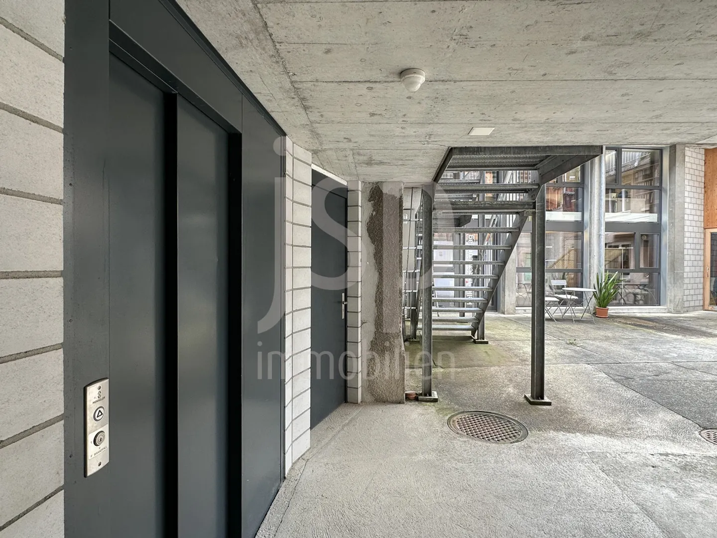 Espaces de travail extraordinaires pour bureau ou entreprise silencieuse - Photo 2 sur 13