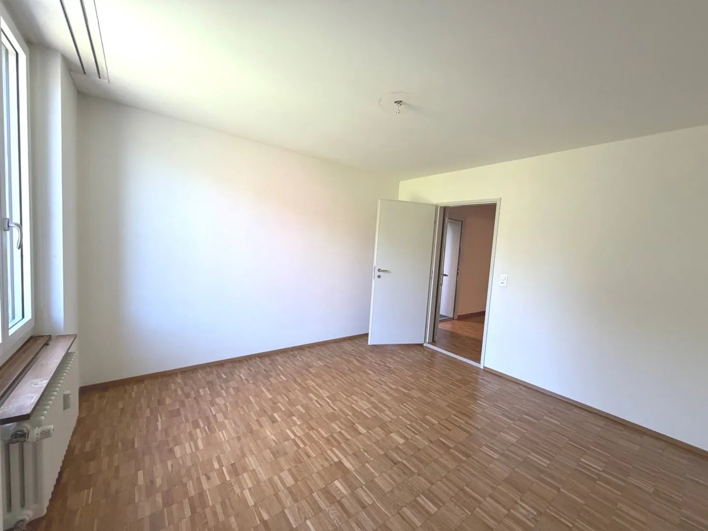 Charming 3-Room Apartment - Photo 3 of 11