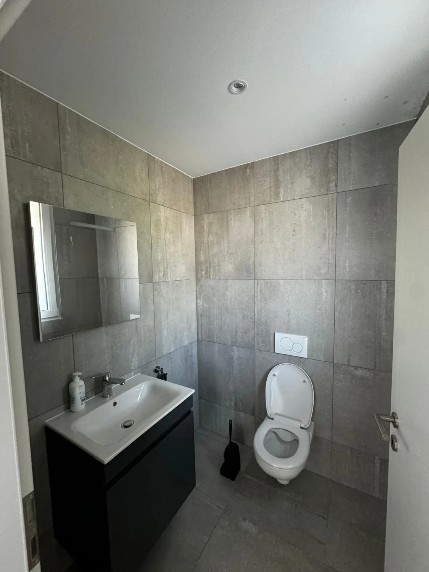 Offices for rent - Photo 4 of 5