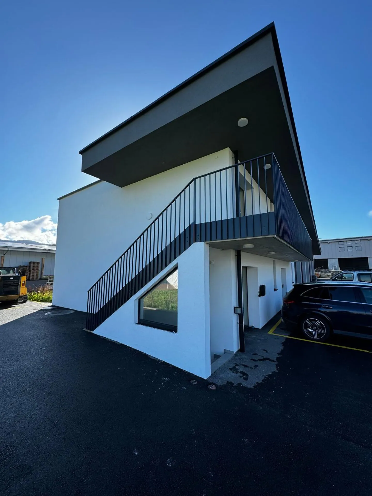 Offices for rent - Photo 1 of 5