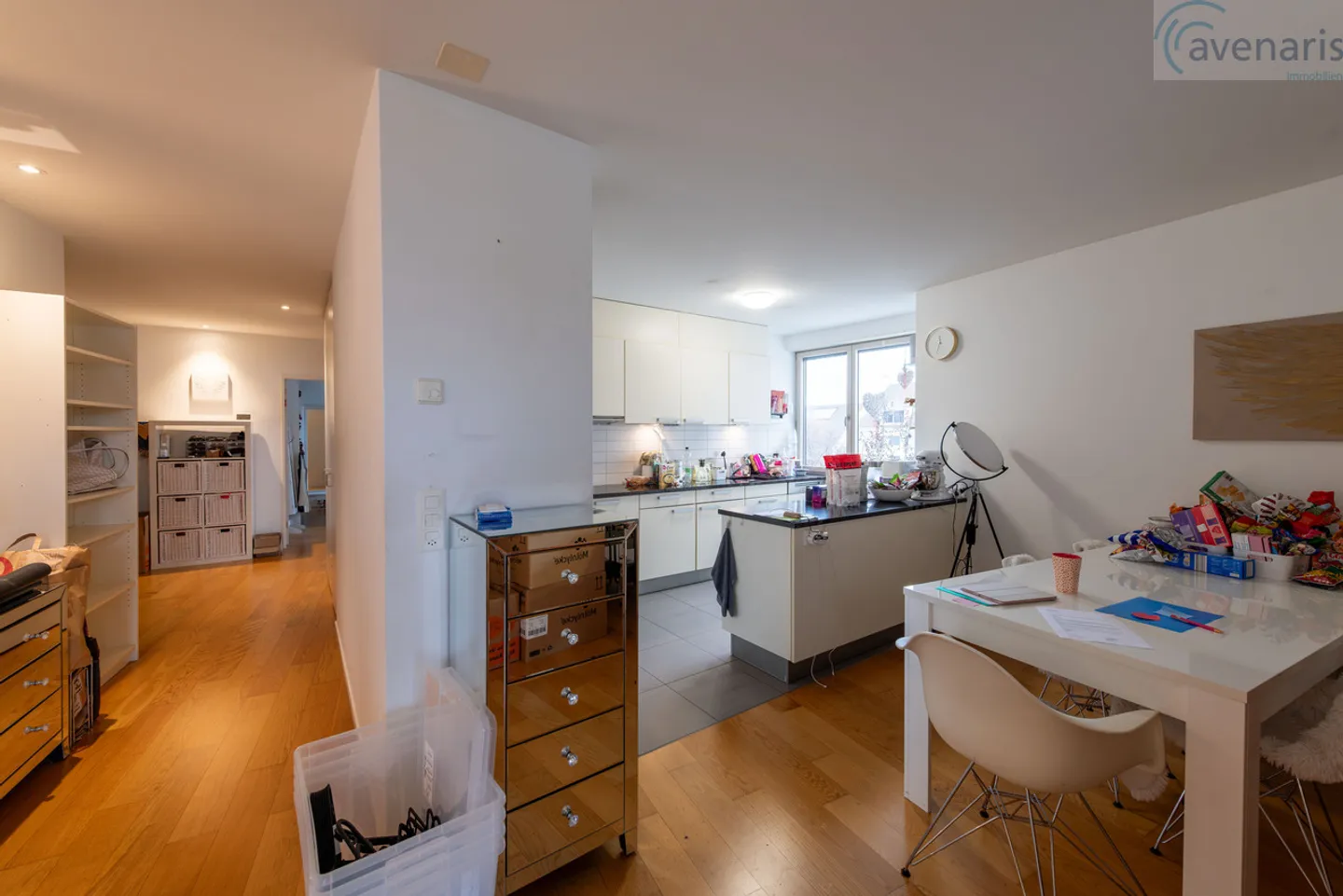 Appartamento soleggiato di 4,5 stanze con balcone e grande terrazza sul tetto - Foto 4 di 8