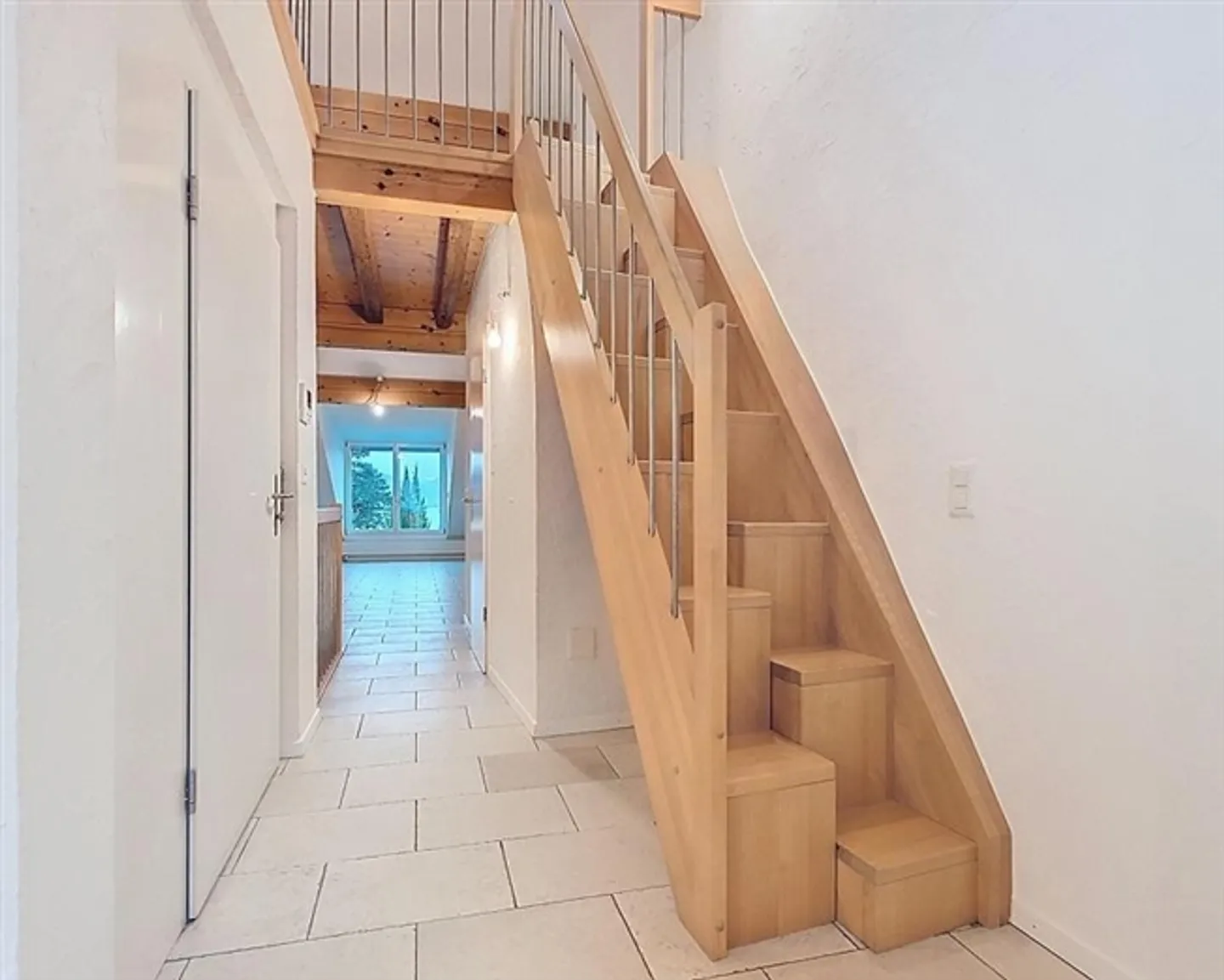 Charmantes Doppelhaus - Foto 2 von 9