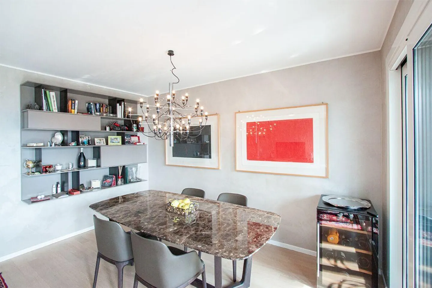 Apartment with high-quality furnishings in the renowned residential complex 'Elos Park' - Photo 3 of 17