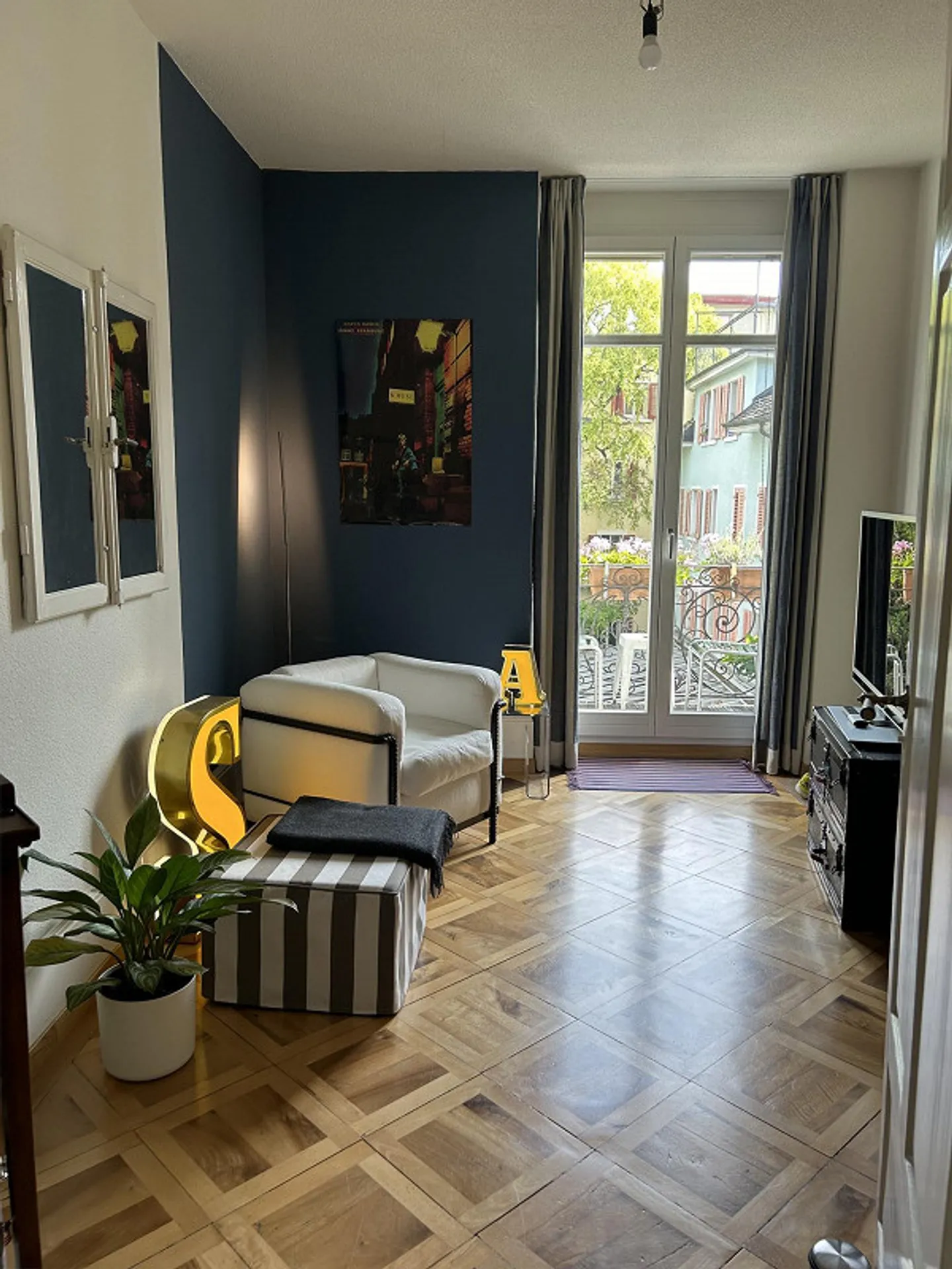 Appartement ancien rénové de 5,5 pièces à Seefeld à sous-louer (janv. 2026 - juil. 2027) - Photo 1 sur 14