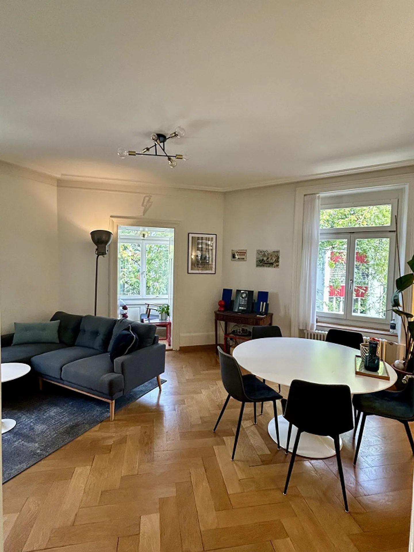 Appartement ancien rénové de 5,5 pièces à Seefeld à sous-louer (janv. 2026 - juil. 2027) - Photo 3 sur 14