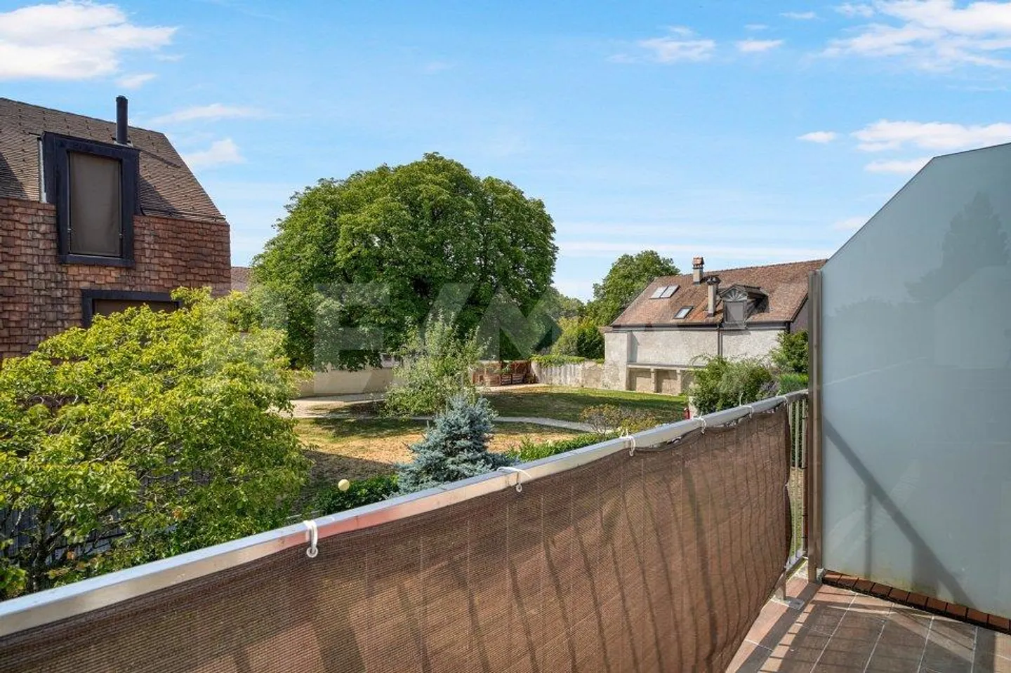 LAVIGNY – TRIPLEX DE 141 M² À L’ESPRIT MAISON - Photo 6 sur 7