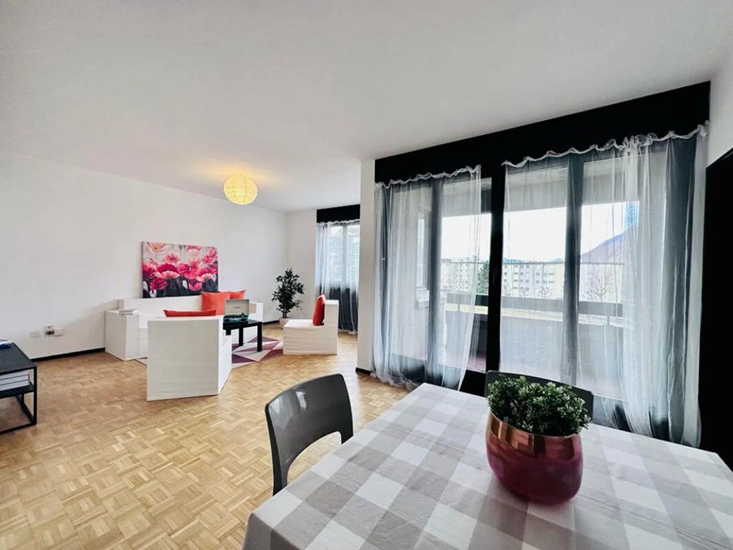 3,5 Zimmer für Familien in Giubiasco - Foto 2 von 12