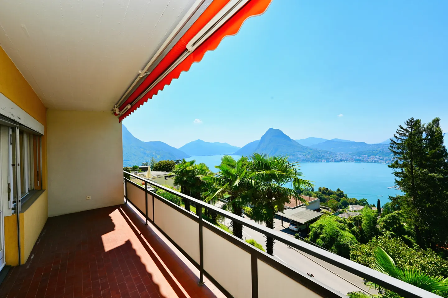 Appartamento Incantevole con Vista Lago - Foto 3 di 17