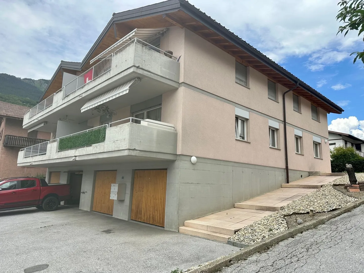 Appartement lumineux avec quatre pièces et demie au centre du village - Photo 16 sur 16